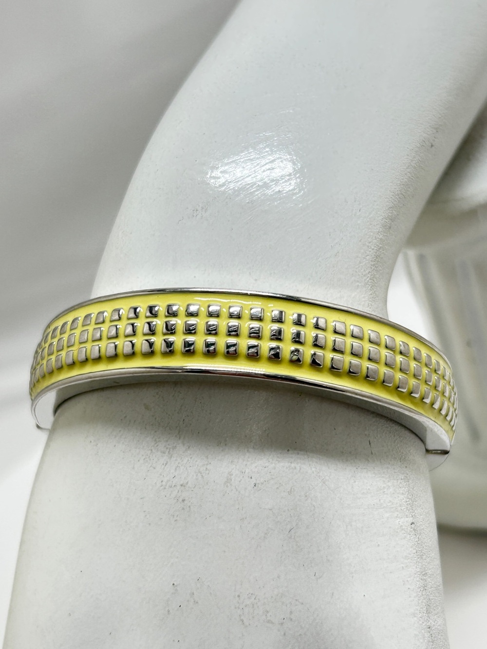 Lia Sophia, Pale Yellow Enamel And Silver Stretch Bangle Bracelet